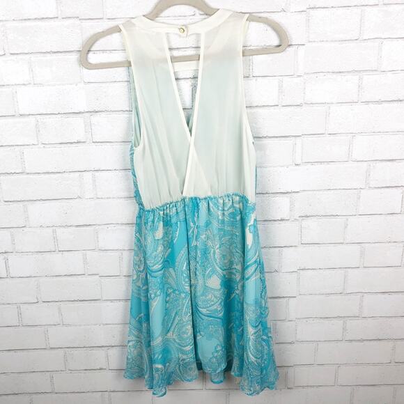 LUSH Paisley Turquoise Ivory Sleeveless Keyhole Open Back Mini Dress Size Small - Picture 2 of 8